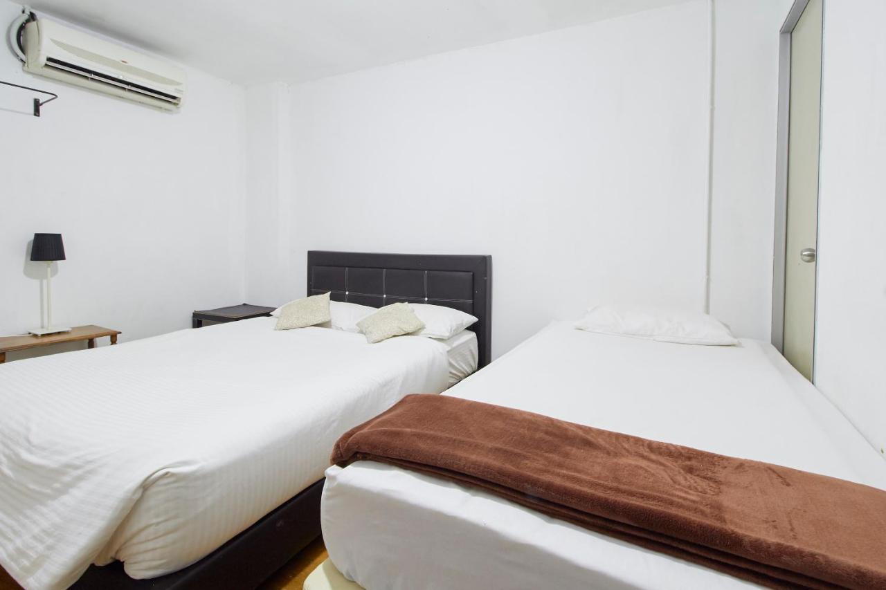 Tonight Hotel Hostel George Town Ngoại thất bức ảnh